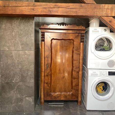 Altbau Zimmer In Anif Exteriér fotografie